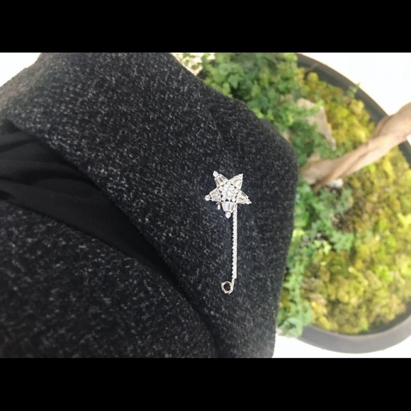 Crystal Pin - Picture 3 of 3